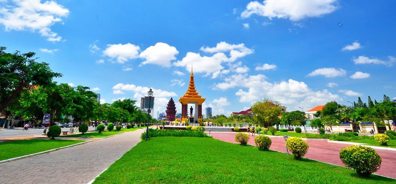 Tonle Khmer Guesthouse And Sky Bar Phnom Penh Exterior foto